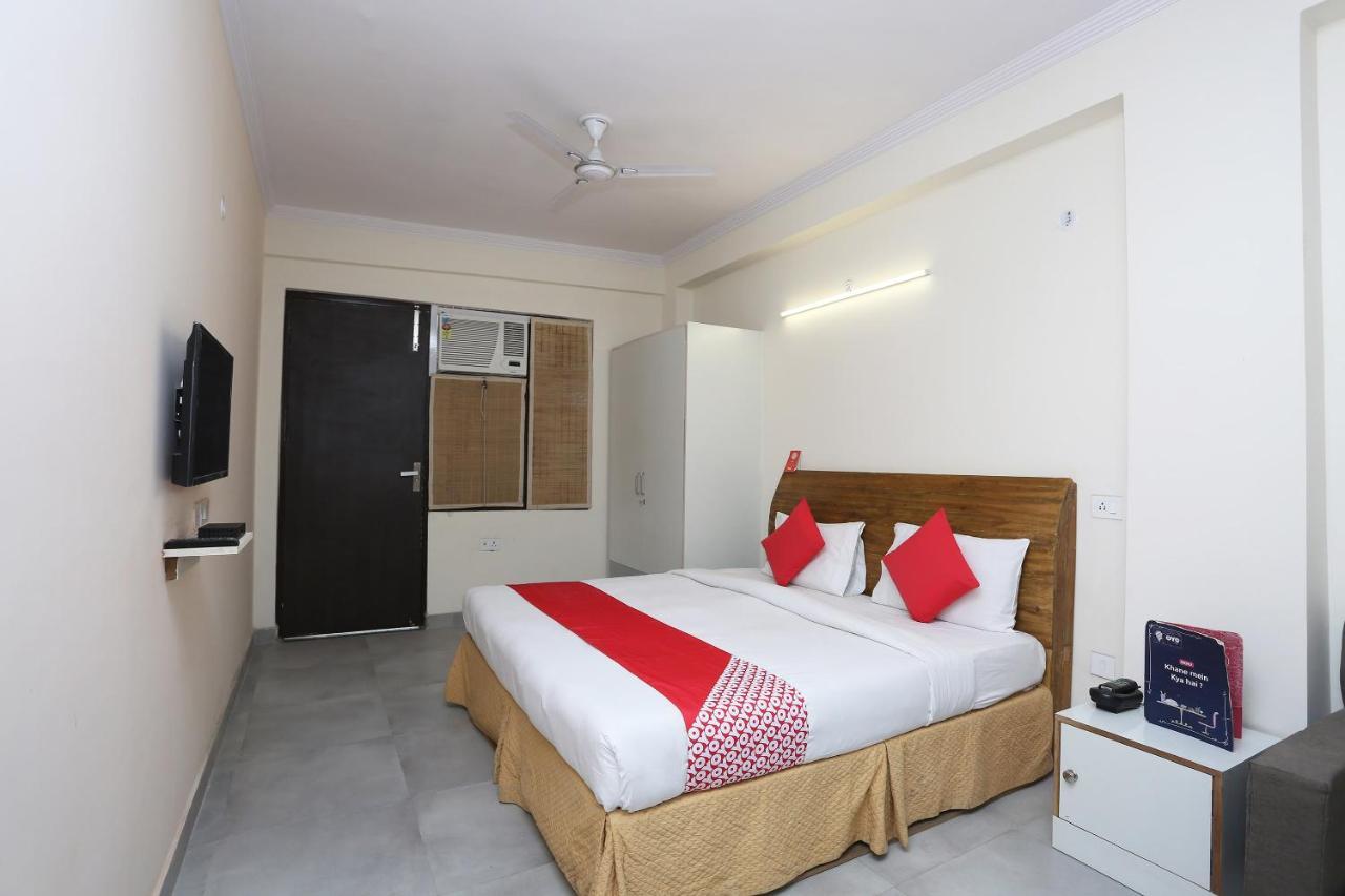 Oyo 28670 Hotel Dev Palace Γκουργκάον Εξωτερικό φωτογραφία